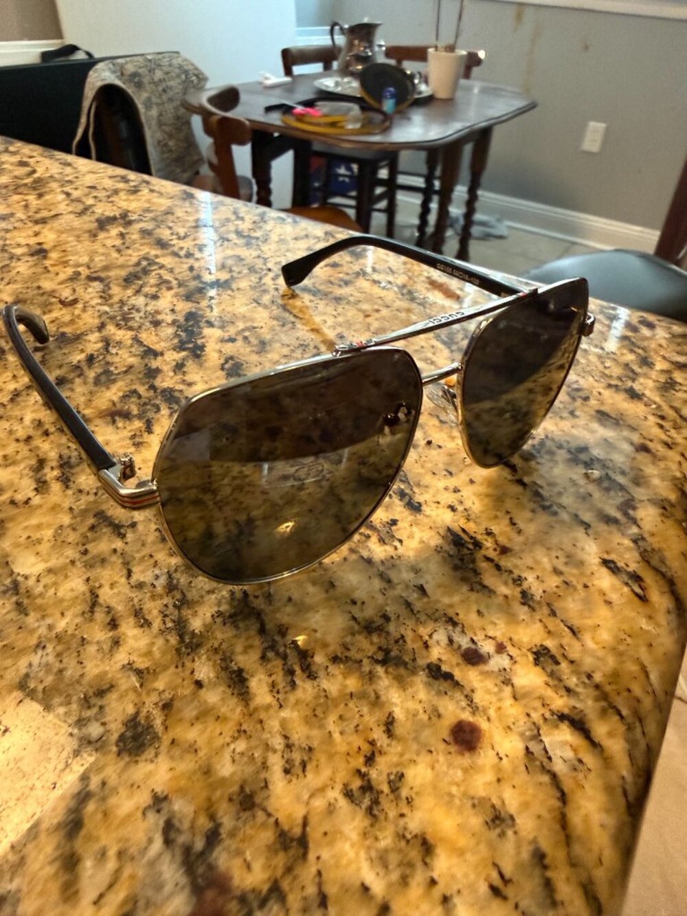 Vintage Gucci GG105 Aviator Sunglasses Silver Gray 59-15-135 Full Set